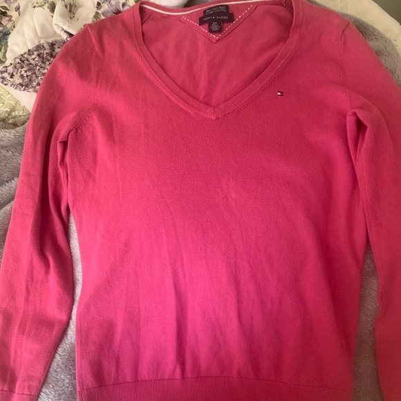 Tommy Hilfiger Light Weight Women’s V-Neck Sweater - Picture 1 of 1